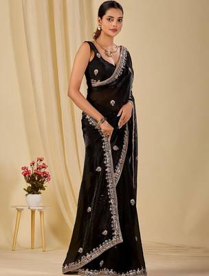 Black ethnic motifs embroidered organza saree 3