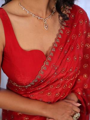 Red sequinned silk cotton saree 3