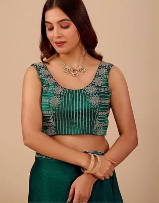 Green embellished embroidered organza heavy work saree 5