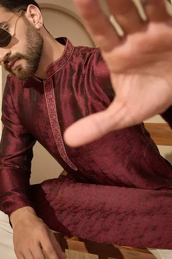 Men’s maroon jacquard embroidered mandarin collar kurta – traditional ethnic wear