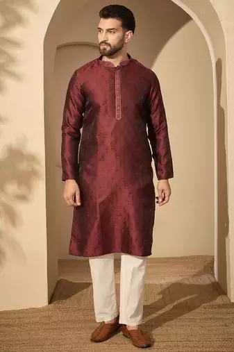 Men’s maroon jacquard embroidered mandarin collar kurta – traditional ethnic wear