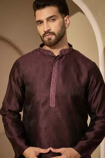 Men’s purple jacquard embroidered mandarin collar kurta – traditional ethnic wear