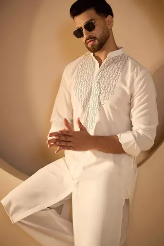 White embroidered kurta set for men with trousers