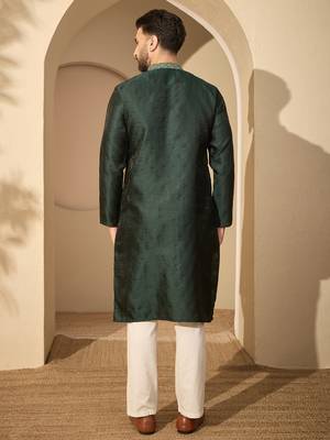 Green embroidered kurta set for men with trousers – elegant ethnic wear 4