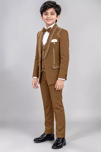 Boys brown lycra solid 5 piece suit set with contrast piping design