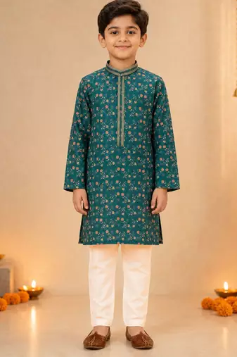 Boy's green cotton blend floral print knee length kurta and pyjama set