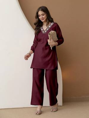 Women's stylish maroon soft viscose silk kurta and pant casual wear co-ord set 4