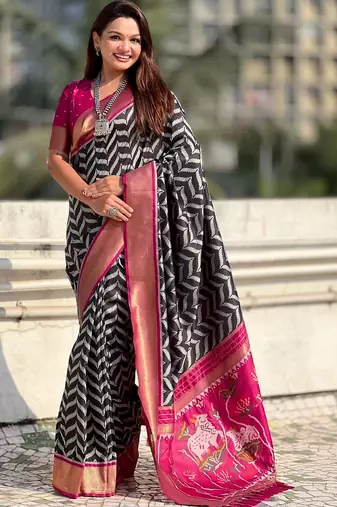 Black woven design zari banarasi saree with blouse piece