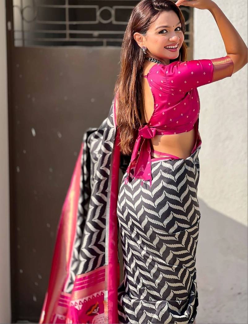 Black woven design zari banarasi saree with blouse piece