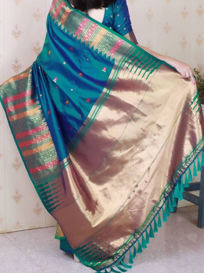 Teal woven design zari silk blend handloom kanjeevaram saree