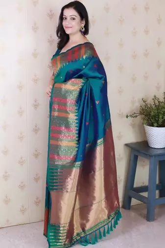 Teal woven design zari silk blend handloom kanjeevaram saree