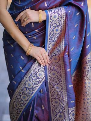 Navy blue woven design zari silk blend handloom banarasi saree 4