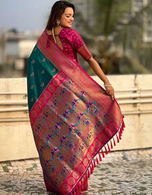 Green woven design zari silk blend paithani saree 3