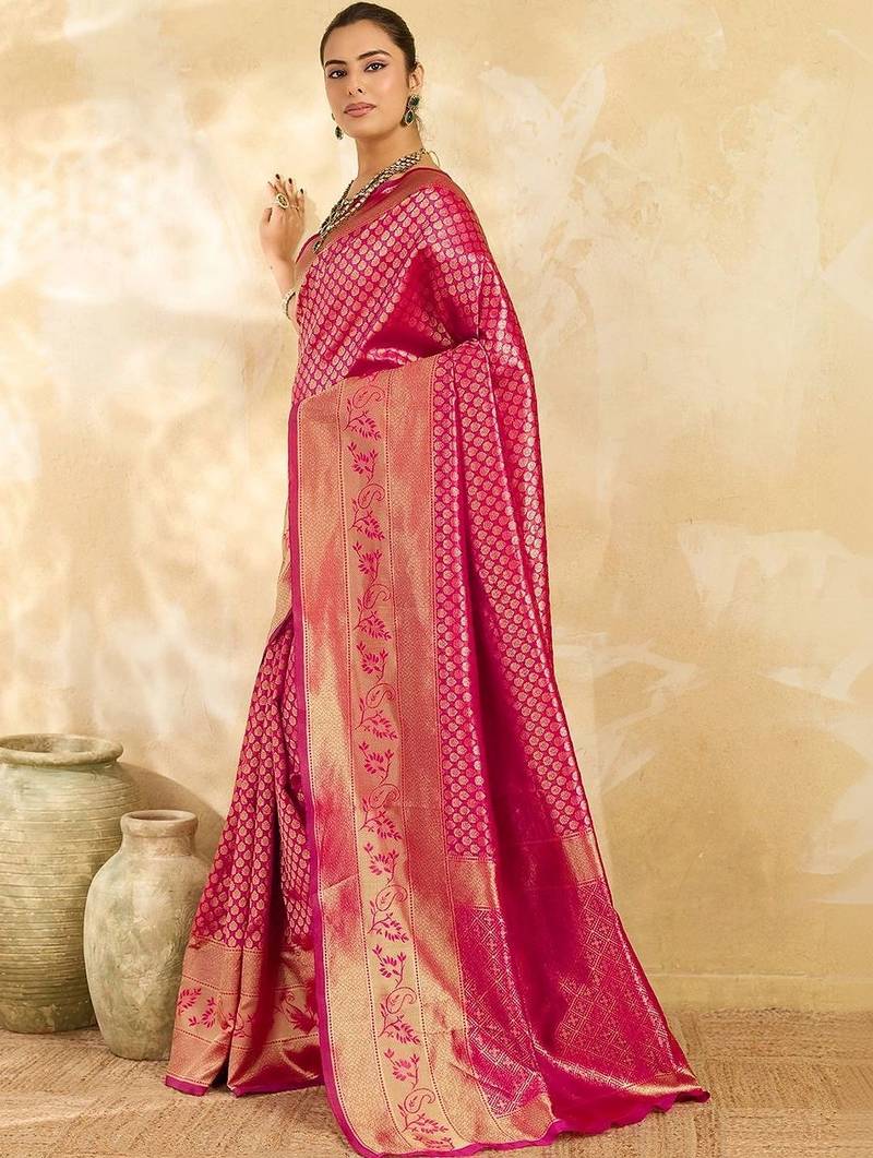 Pink floral zari silk blend designer banarasi saree