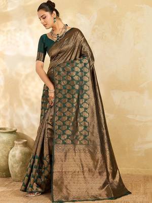 Green paisley zari silk blend designer banarasi saree 2
