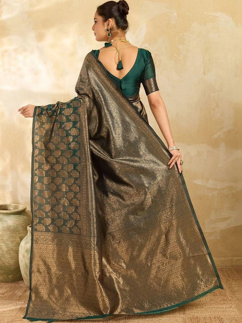 Green paisley zari silk blend designer banarasi saree