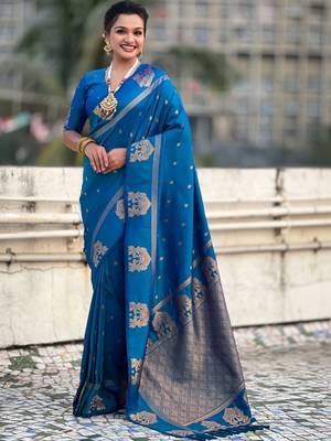Blue floral zari silk blend designer banarasi saree 2
