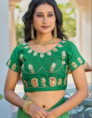 Green bandhani embroidered poly chiffon designer bandhani saree 4