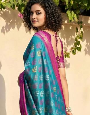 Multicolor ethnic motifs silk blend handloom pochampally saree 4