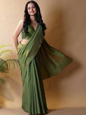 Olive silk cotton saree with blouse piece 4