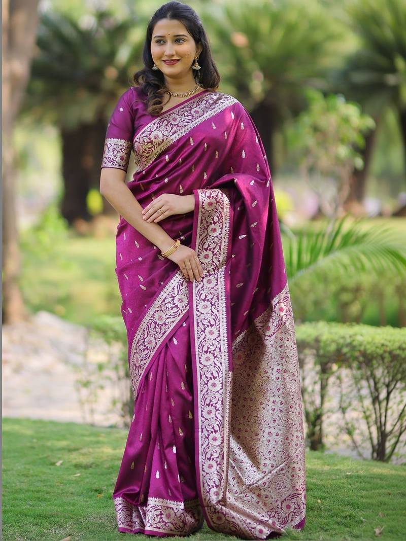 Purple woven design zari silk blend handloom banarasi saree