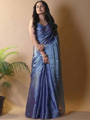 Blue saree with blouse piece 1