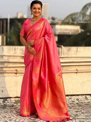 Pink woven design zari silk blend designer banarasi saree 4