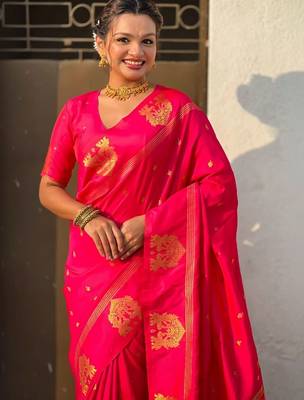 Pink woven design zari banarasi saree with blouse piece 2