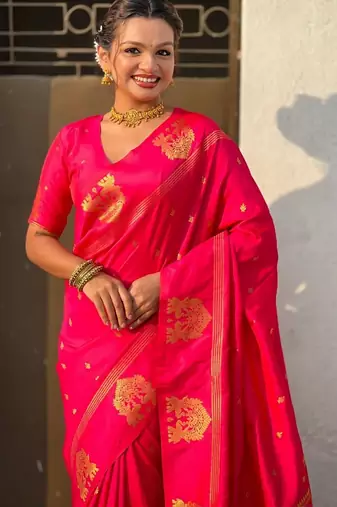 Pink woven design zari banarasi saree with blouse piece