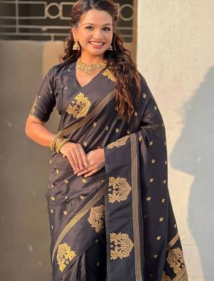 Black woven design zari silk blend designer banarasi saree 2