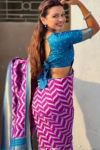 Purple woven design zari banarasi saree with blouse piece