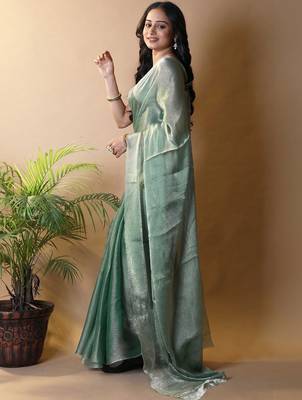 Sea green saree with blouse piece 2