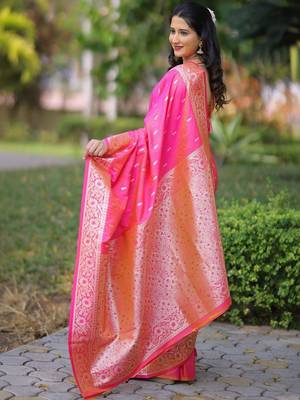 Pink ethnic motifs zari silk blend handloom banarasi saree 3
