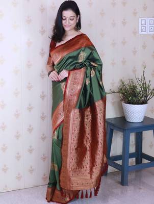 Green ethnic motifs zari silk blend banarasi saree 2