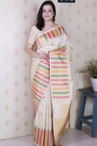 Cream zari silk blend handloom kanjeevaram saree