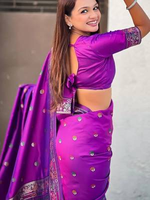 Purple floral embroidered silk blend designer banarasi saree 5