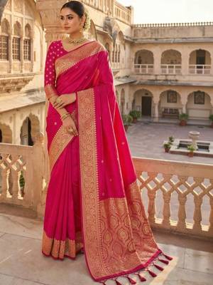 Pink woven design zari silk blend heavy work banarasi saree 1