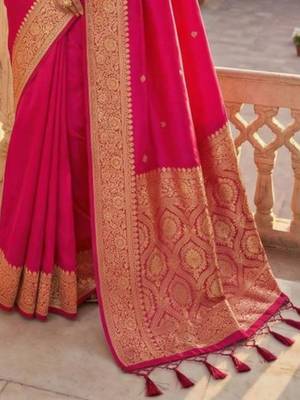 Pink woven design zari silk blend heavy work banarasi saree 3