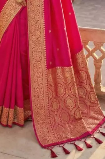 Pink woven design zari silk blend heavy work banarasi saree
