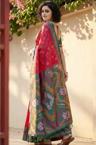 Red woven design zari silk blend handloom pochampally saree