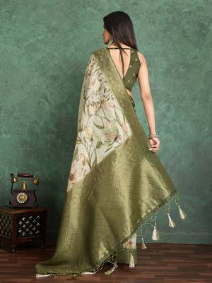Beige floral printed silk cotton saree 3