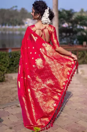 Pink woven design zari silk blend banarasi saree
