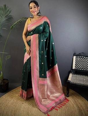 Green floral zari silk blend designer banarasi saree 1