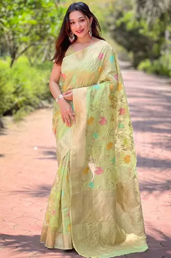 Green woven design zari silk blend banarasi saree