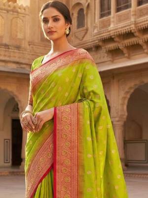 Lime woven design zari silk blend heavy work banarasi saree 2