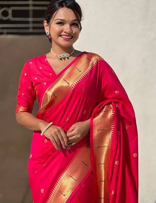 Pink woven design zari silk blend paithani saree 4
