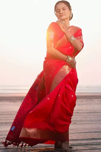 Red woven design zari paithani saree