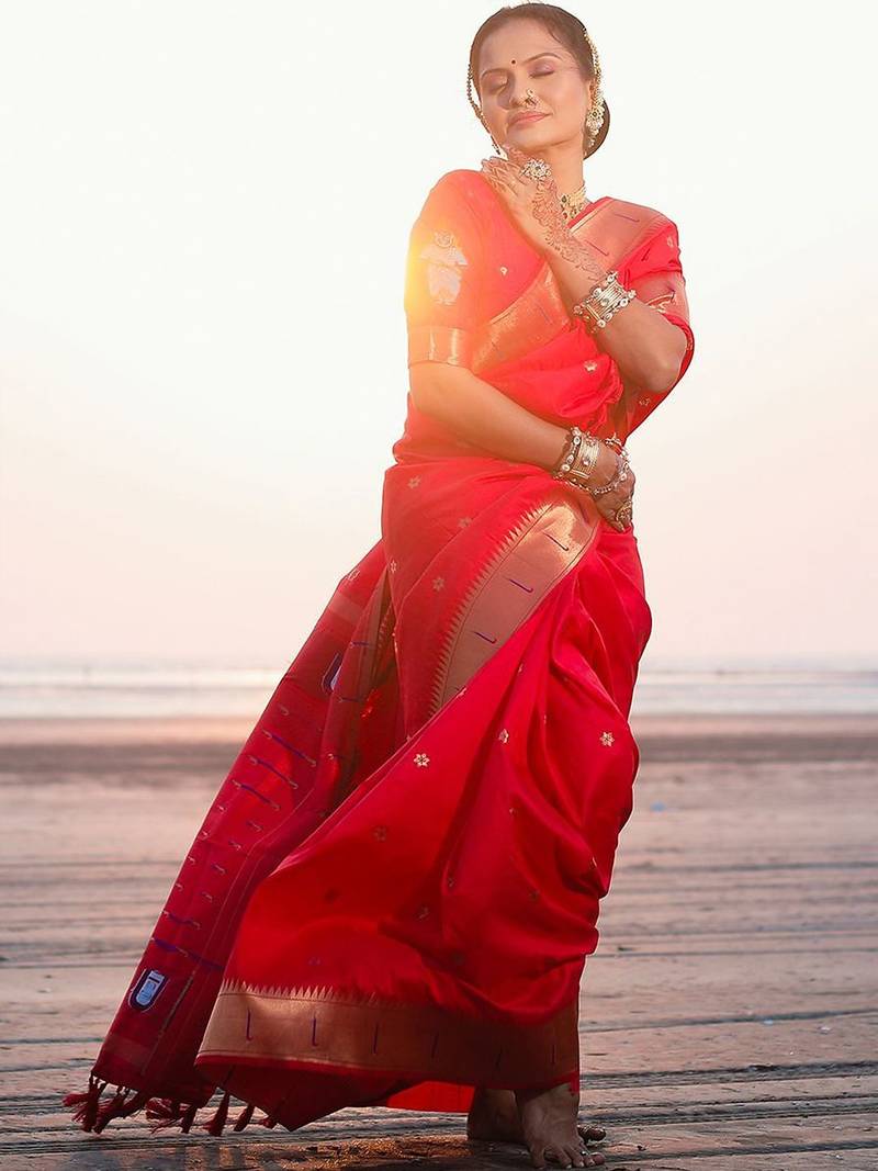 Red woven design zari paithani saree