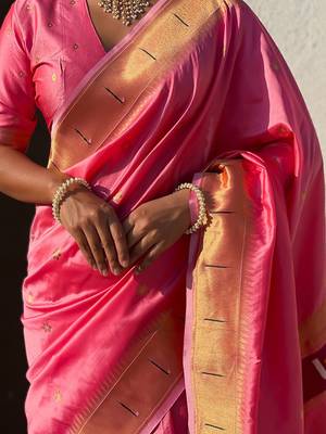 Pink ethnic motifs silk blend paithani saree 5