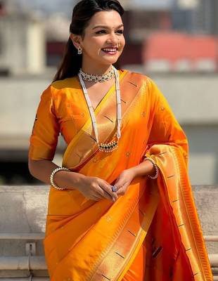Yellow ethnic motifs silk blend paithani saree 4